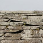 Quand faut-il rénover sa toiture ? Les signaux à ne pas ignorer