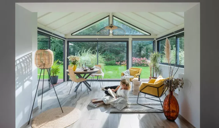 Quel vitrage choisir pour une véranda ? Le guide pour allier isolation, confort d’été et sécurité