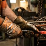 Gants anti chaleur et protection thermique pour les travaux et le bricolage